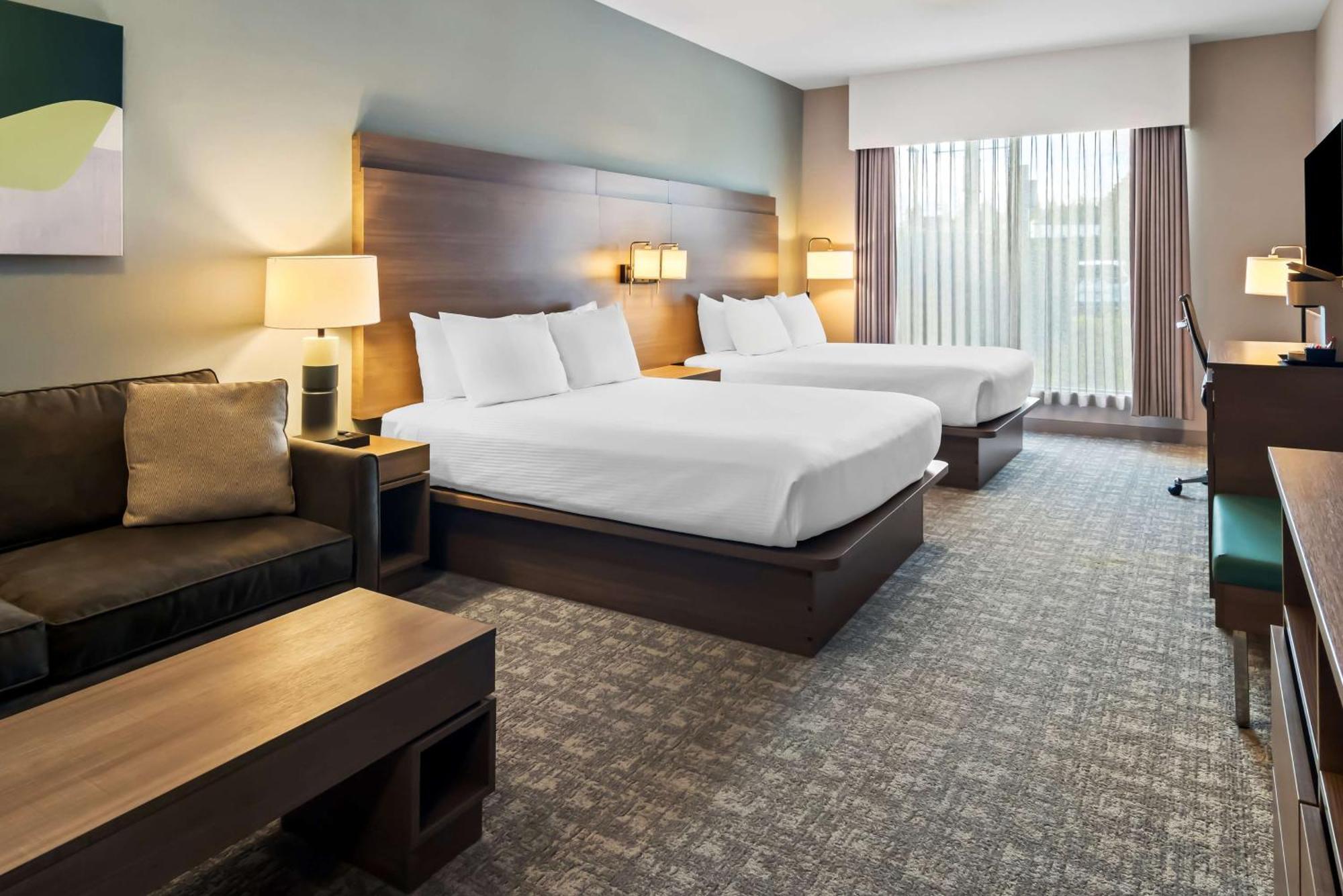 Best Western Plus Pitt Meadows Inn & Suites Экстерьер фото